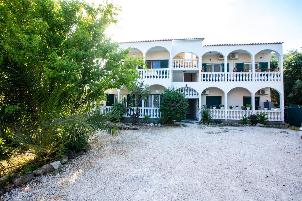 Terranova Beach Apartment -Rose イプソス エクステリア 写真